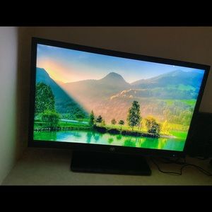 32” Westinghouse LED-720p HDTV model: Dwm32h1g1